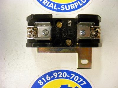 <B>Square D - </B>9070-AP1 Fuse Block Assembly Series B